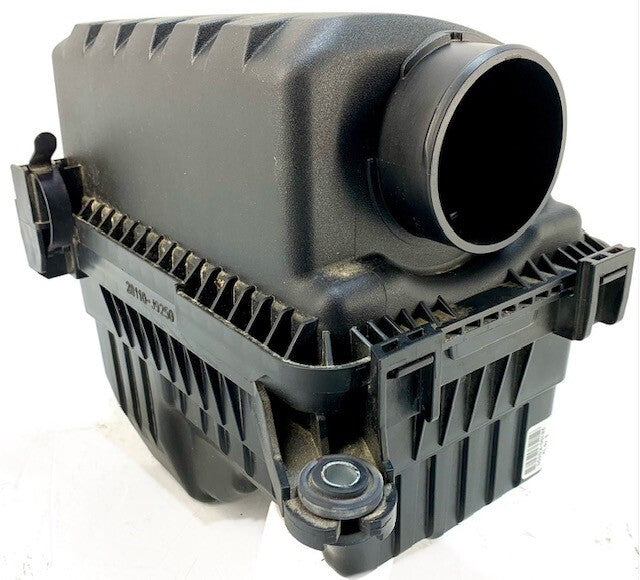 Pre-Owned Kia Soul Air Cleaner Assembly 2.0L Black OEM B8175