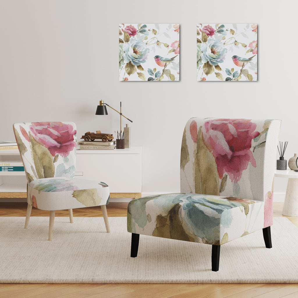 Upholstered Traditional Accent Chair M71919