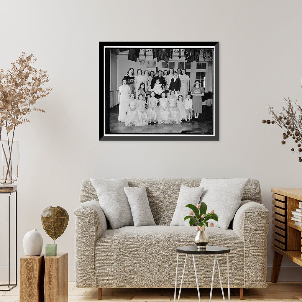 Framed Print, 17-7/8" x 21-7/8" V714081