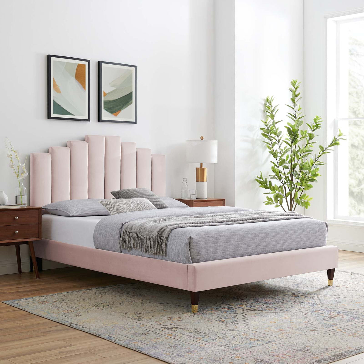 King Performance Velvet Platform Bed in Pink M263