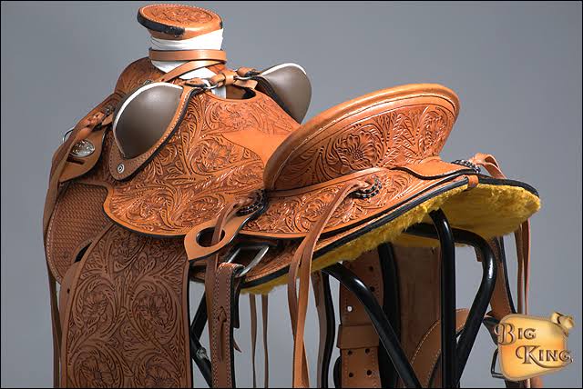 16 in Western Horse Wade Saddle Leather V574047