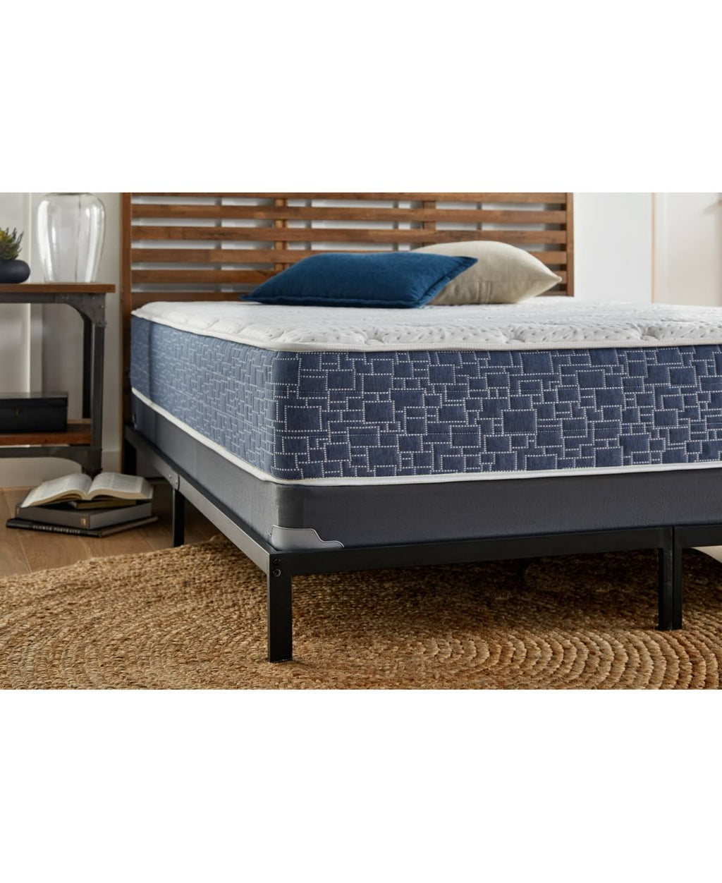 Twin XL Hybrid Gel Memory Foam and Spring Mattress N69184