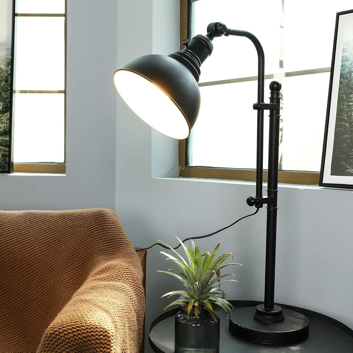 Black Adjustable Metal Desk Lamp T578899