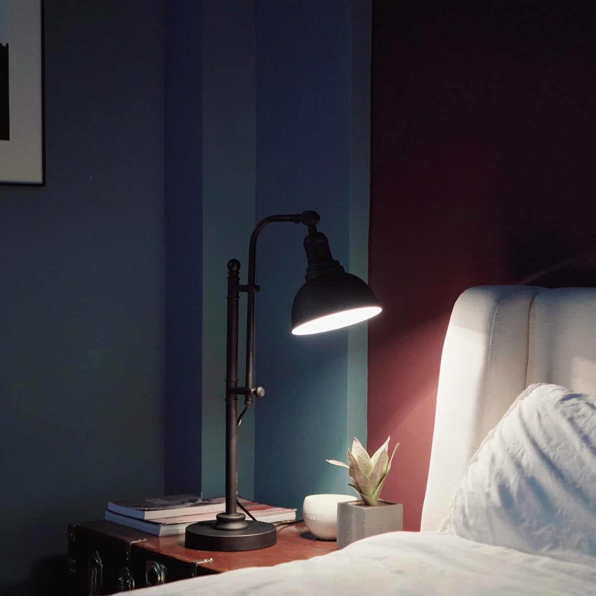 Black Adjustable Metal Desk Lamp T578899