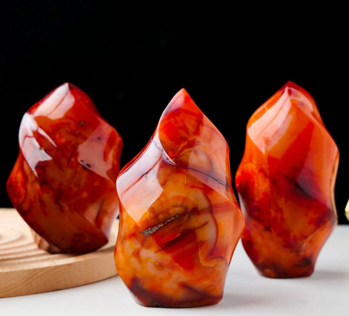 Red Agate Crystal Tower O985